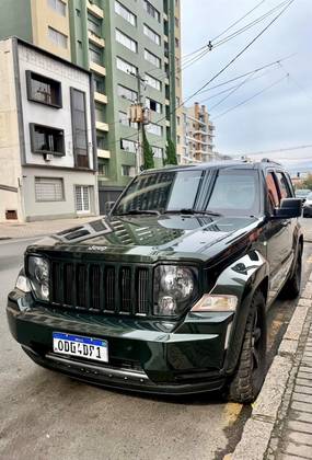 JEEP CHEROKEE 3.7 LIMITED 4X4 V6 12V GASOLINA 4P AUTOMÁTICO JEEP CHEROKEE 3.7 LIMITED 4X4 V6 12V GASOLINA 4P AUTOMÁTICO